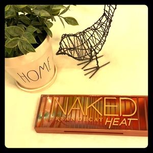 Urban Decay Naked Heat